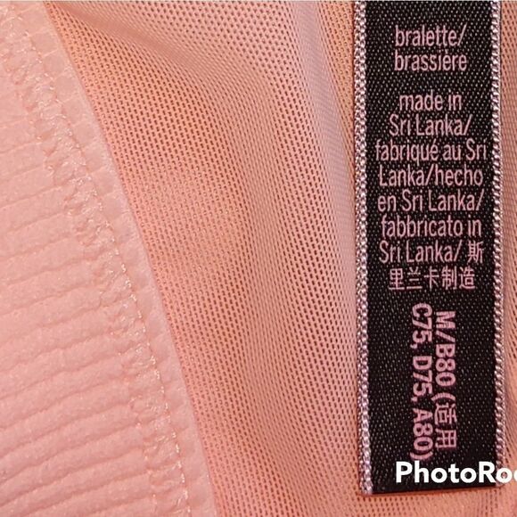 Victoria's Secret medium peach color cris-cross back design bralette - Picture 5 of 5